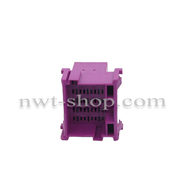 سوکت 15 پين بنفش AMP